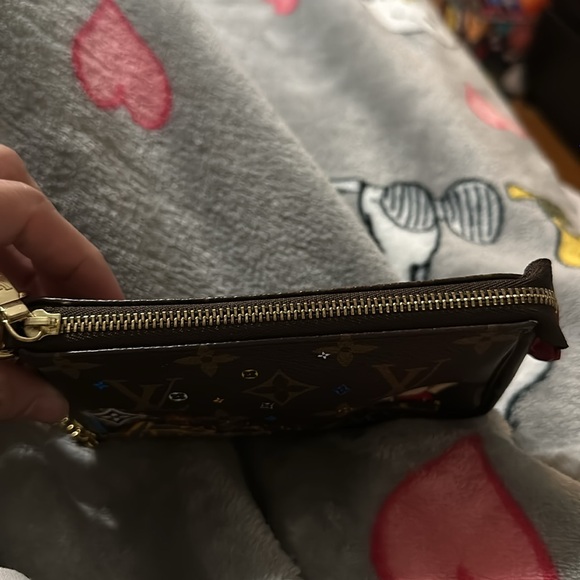 Lv mini pochette - Picture 3 of 6